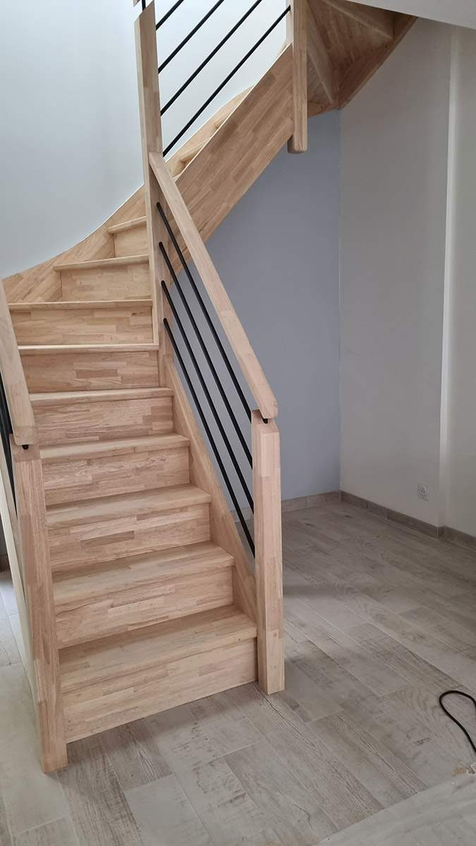 Installation d'escaliers Saint-Bonnet-la-Rivière