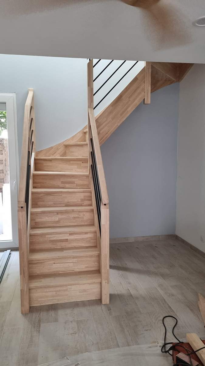 Installation d'escaliers Saint-Bonnet-la-Rivière