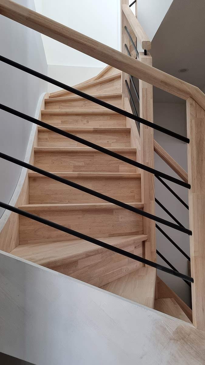 Installation d'escaliers Saint-Bonnet-la-Rivière