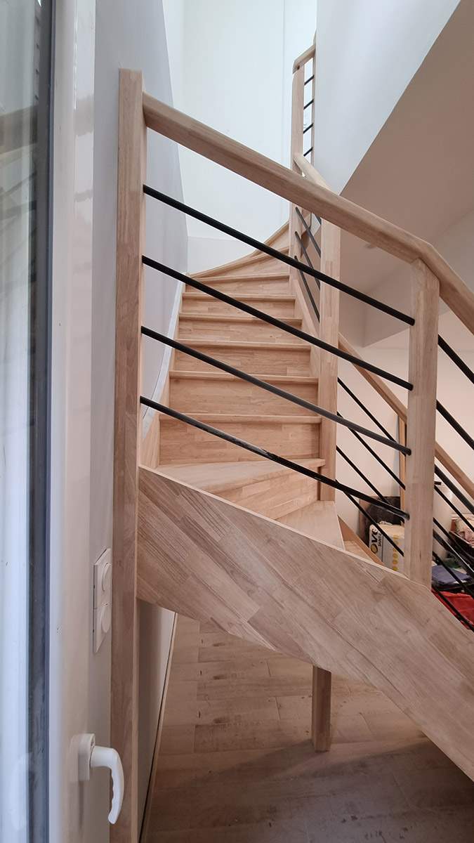 Installation d'escaliers Saint-Bonnet-la-Rivière