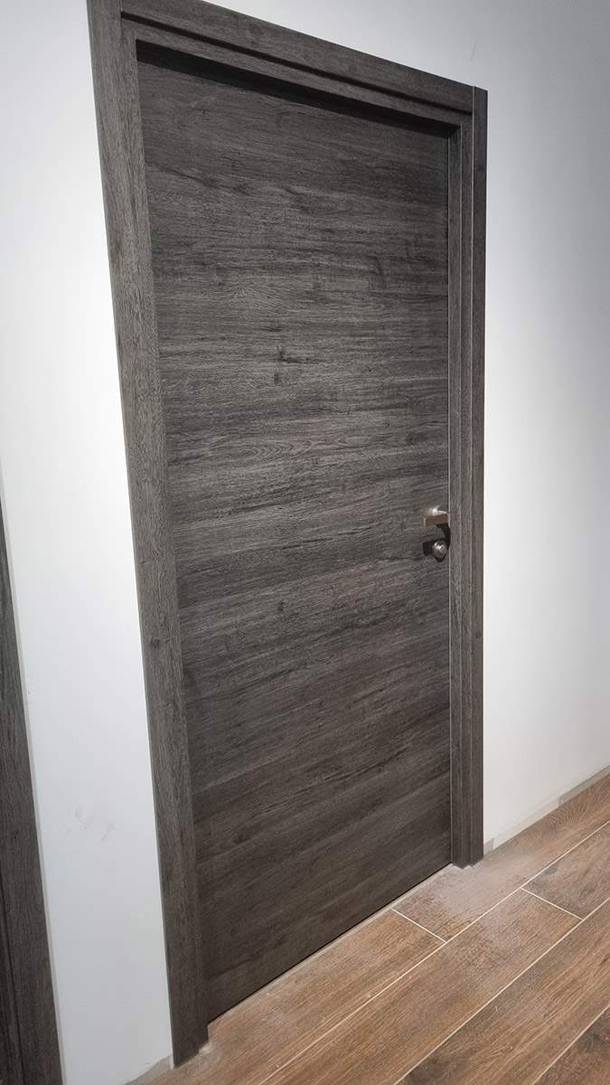 Pose de porte d'entrée Saint-Bonnet-la-Rivière