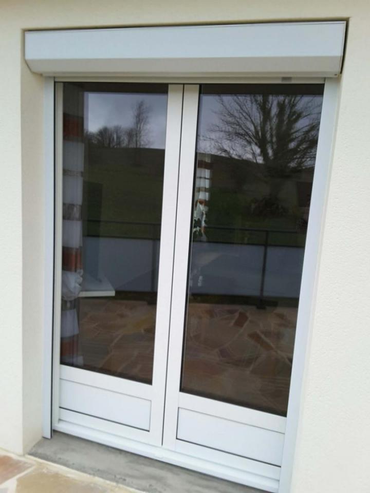 Pose de porte d'entrée Saint-Bonnet-la-Rivière