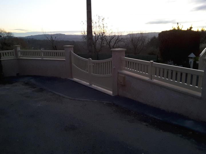 Installation de portails Saint-Bonnet-la-Rivière